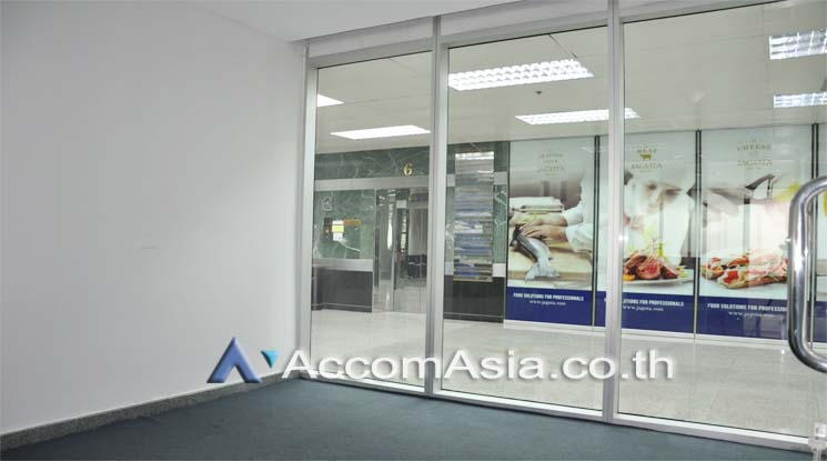 12  Office Space for rent and sale in Sukhumvit ,Bangkok BTS Ekkamai at 42 Tower AA10427